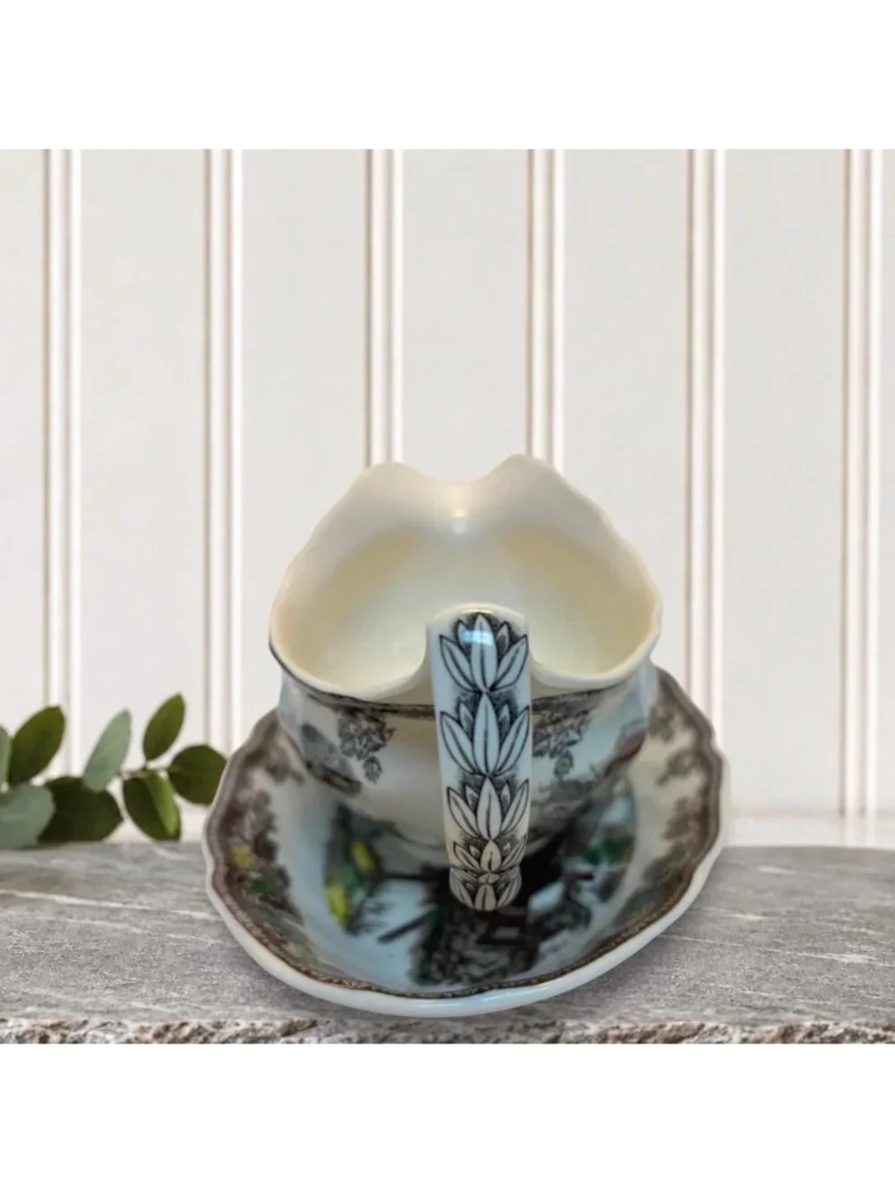 Johnson Bros The Friendly Village Gravy Boat W/ Underplate Made In England Vinta